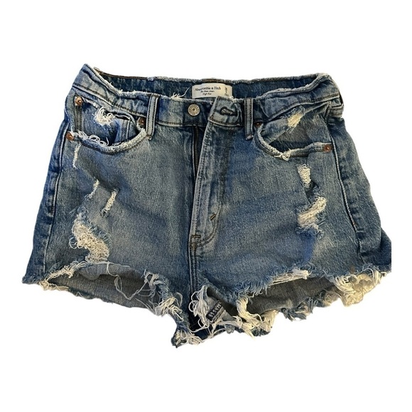 Abercrombie & Fitch Pants - Abercrombie and Fitch Mom High Rise Shorts Denim Size 6/28